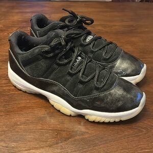 Air Jordan 11 Retro Low “Barons”